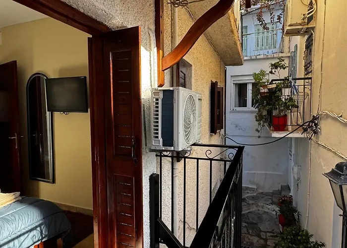 Valmas Veil * Skiathos